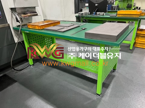 작업대.jpg
