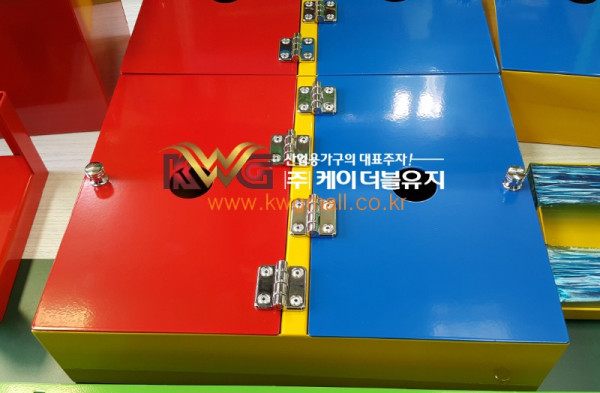 부적합품 보관함.jpg